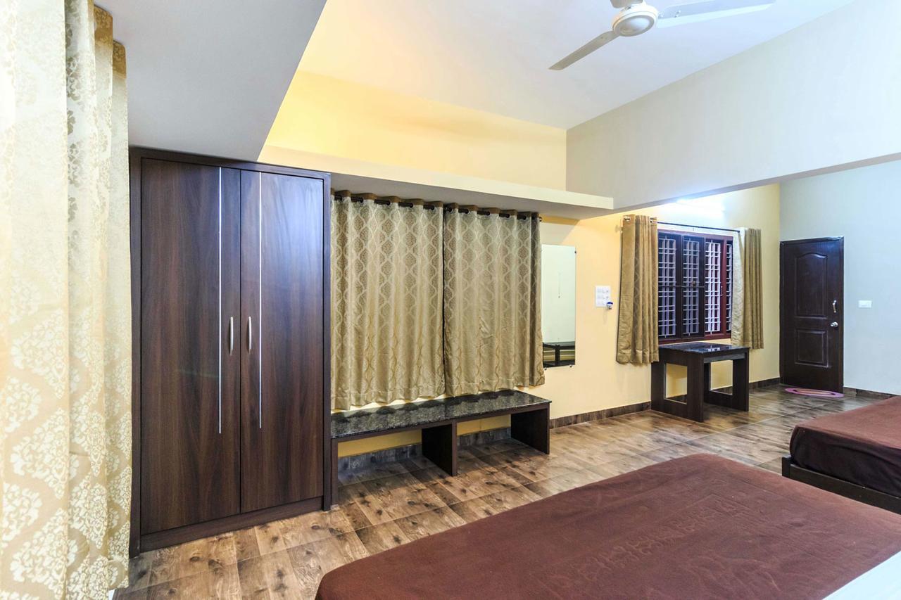 Karkera Comforts Madikeri Exterior foto