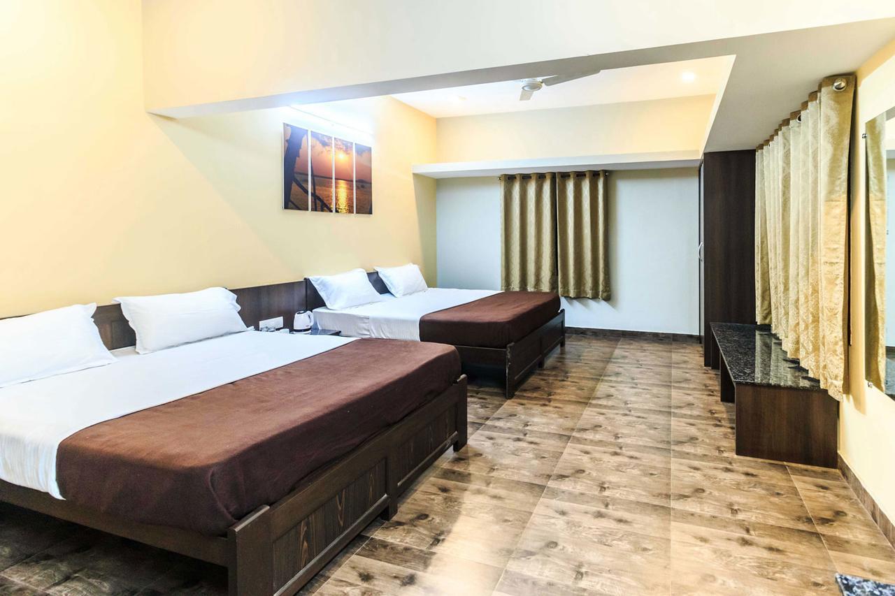 Karkera Comforts Madikeri Exterior foto