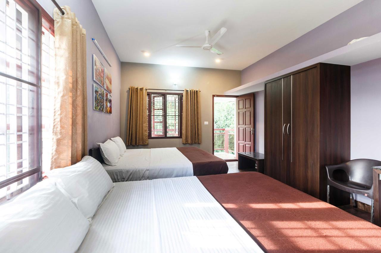 Karkera Comforts Madikeri Exterior foto