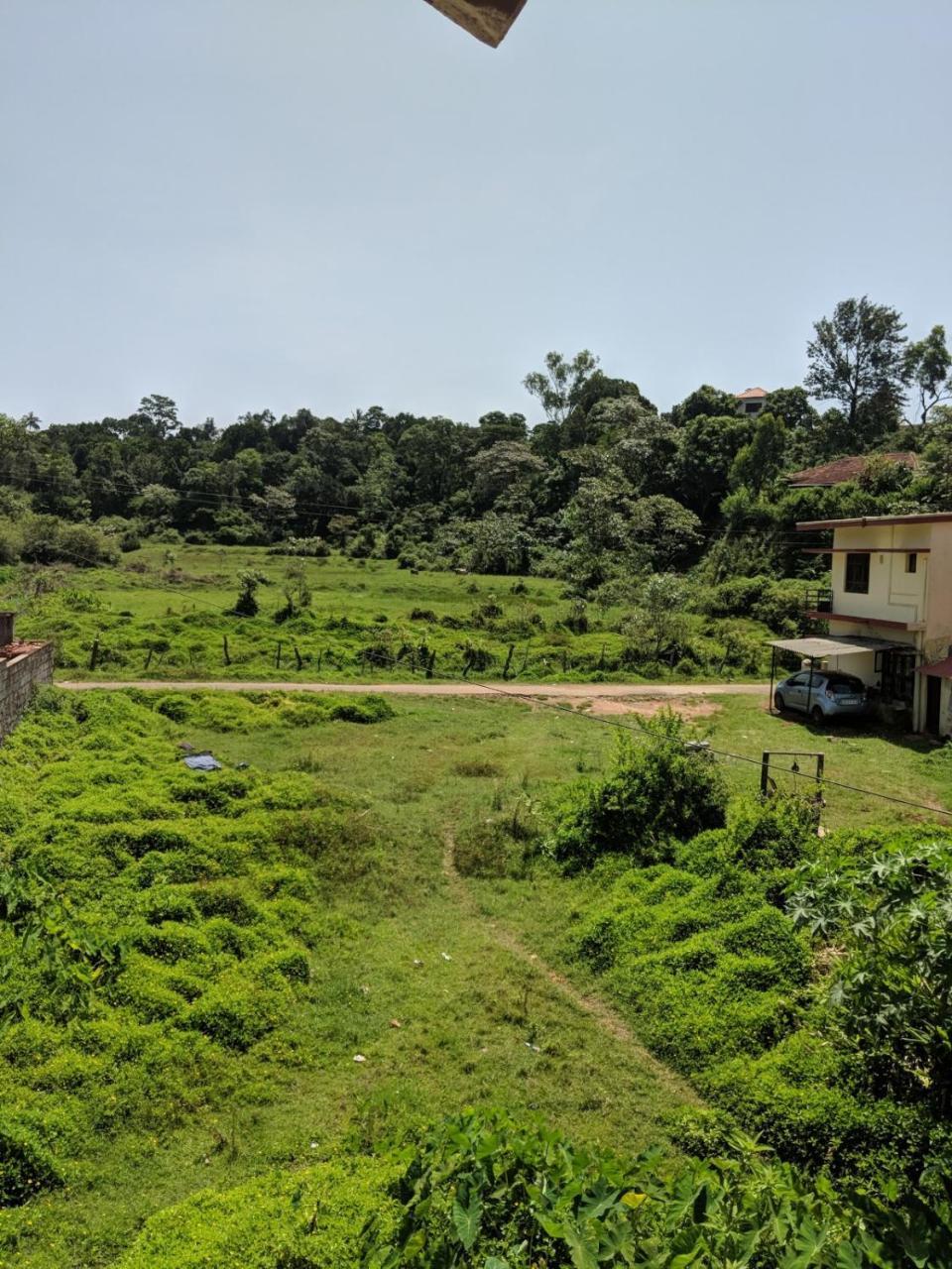 Karkera Comforts Madikeri Exterior foto